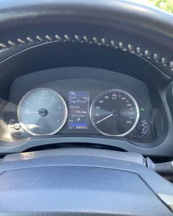 Lexus IS cena 114900 przebieg: 86500, rok produkcji 2018 z Warszawa małe 92